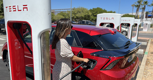 Cargadores coches eléctricos TESLA