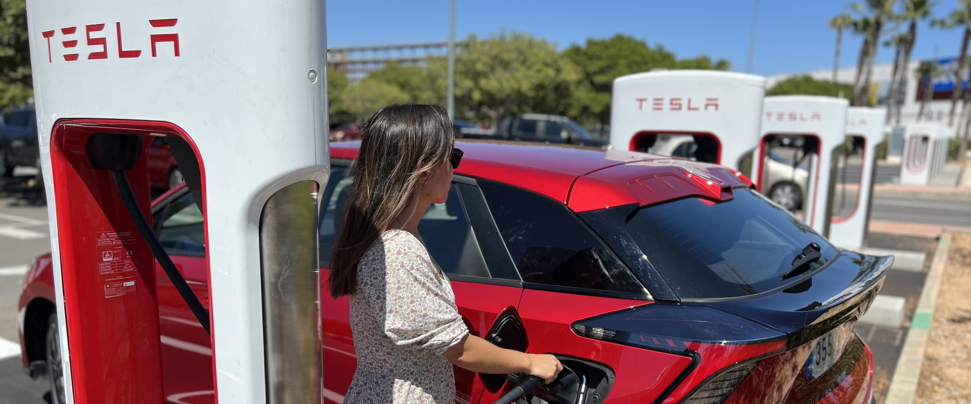 Cargadores coches eléctricos TESLA